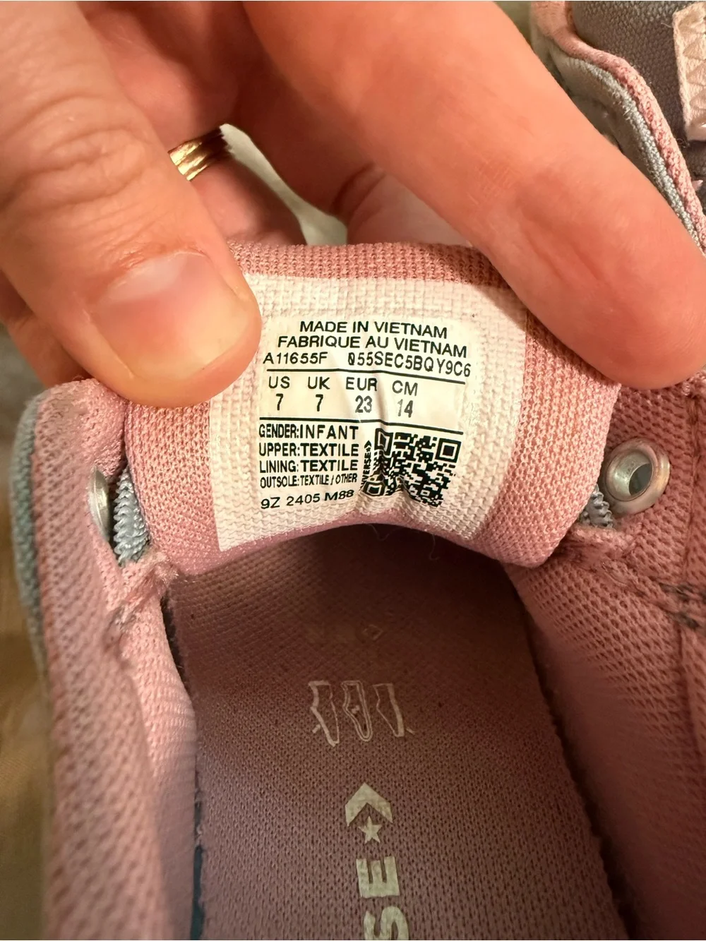 Converse Little Kids Low-Top Sneakers in Blue and Light Gray with Pink Accents